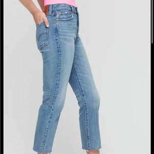 Levi’s Wedgie Straight Jeans